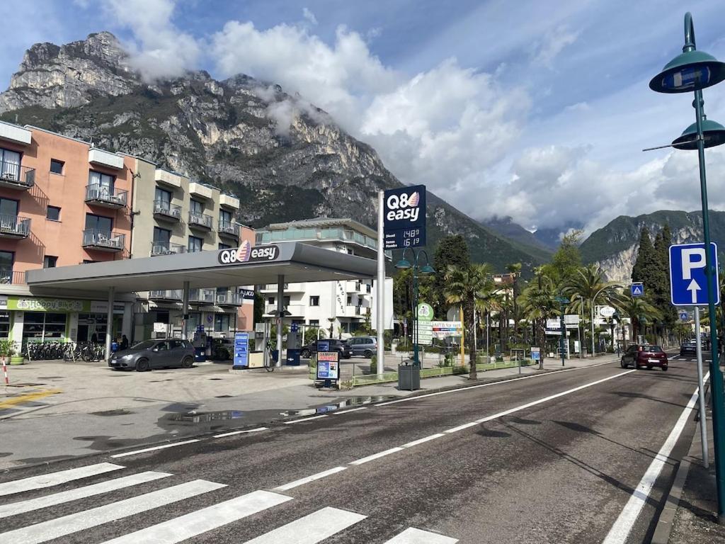 Casa Filippo Large 3 Room Apartment, Close To The Beach, Free Wifi Internet Riva del Garda Exterior photo
