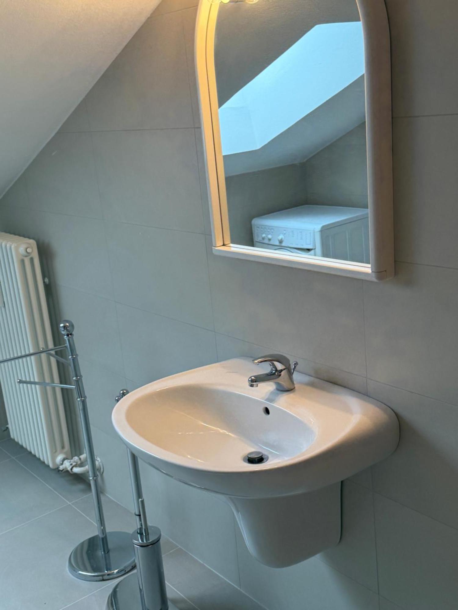 Casa Filippo Large 3 Room Apartment, Close To The Beach, Free Wifi Internet Riva del Garda Exterior photo